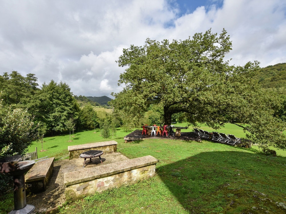 Farmhouse in Pyrenees With Pool