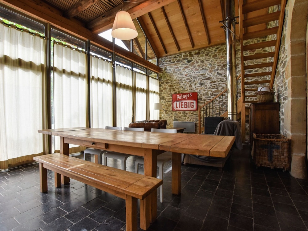 Farmhouse in Pyrenees With Pool