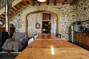 Farmhouse in Pyrenees With Pool