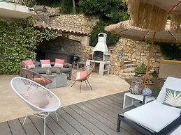 Villa in Grasse With Private Pool