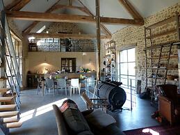 Luxurious Farmhouse in Braize