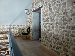 Luxurious Farmhouse in Braize