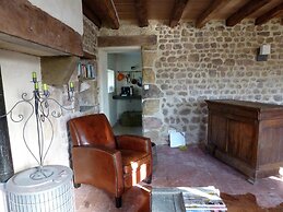 Luxurious Farmhouse in Braize