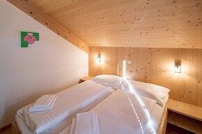 Lovely Chalet With Sauna