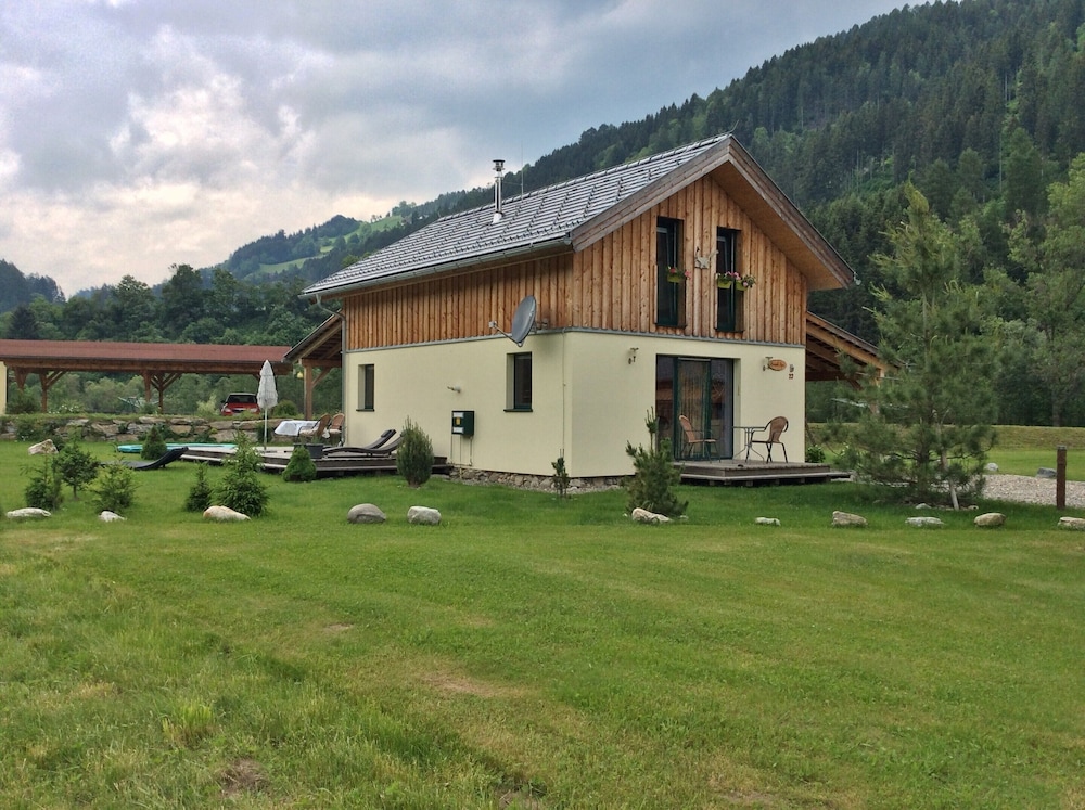 Lovely Chalet With Sauna