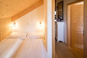 Lovely Chalet With Sauna