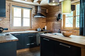 Idyllic Chalet in Kaprun near Ski Area