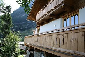 Idyllic Chalet in Kaprun near Ski Area
