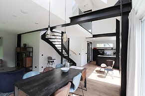 Home for Family & Pets