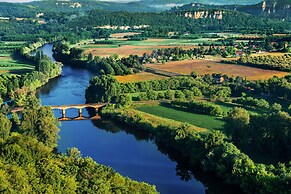 Cahors Countryside Retreat