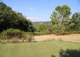 Cahors Countryside Retreat