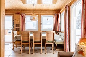 Chalet in Dachstein West With Shared Pool