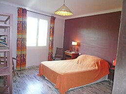 Holiday Home Talairan With Pool and BBQ