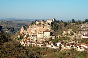 Holiday Home in Dordogne With Private Pool