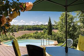 Holiday Home in Dordogne With Private Pool