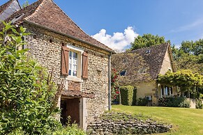 Holiday Home in Dordogne With Private Pool