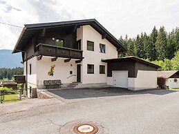 Holiday Apartment in Koetschach