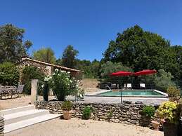 Holiday Home in Lacoste With Pool