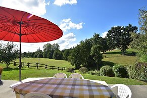 Peaceful Stay Near Lake