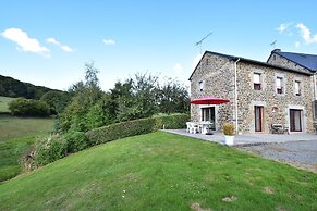 Peaceful Stay Near Lake
