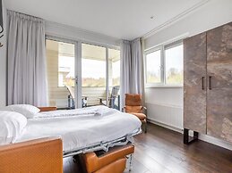 Modern Villa in Harderwijk with Hot Tub