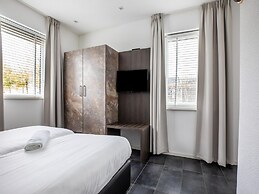 Modern Villa in Harderwijk with Hot Tub