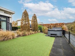 Modern Villa in Harderwijk with Hot Tub