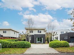 Modern Villa in Harderwijk with Hot Tub