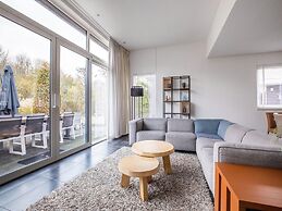 Modern Villa in Harderwijk with Hot Tub