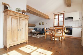 Cozy Cottage in Roussines, Dordogne