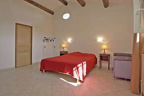 Vineyard Villa in Montfrin