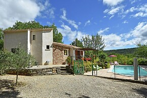 Saint-bres: Pool & Nature