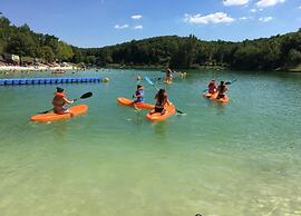 Holiday Home Montaigu-de-quercy Lake