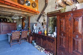 Cottage Bliss in Roussines