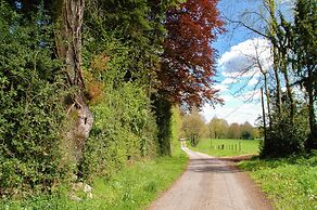 Cottage Bliss in Roussines