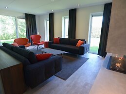 Peaceful Villa in De Koog near Sea