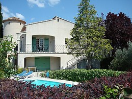 Sunny Villa Stay in Nyons