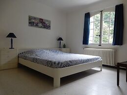 Sunny Villa Stay in Nyons