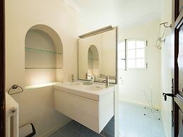 Sunny Villa Stay in Nyons