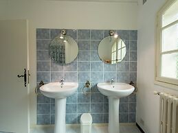 Sunny Villa Stay in Nyons