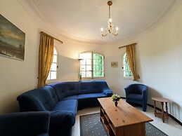Sunny Villa Stay in Nyons