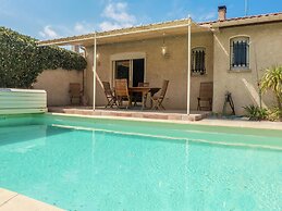 Chic Narbonne Pool Retreat