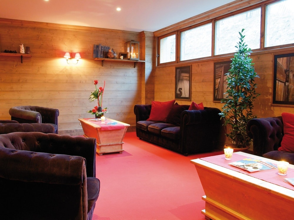 Cozy Alpine Apartment