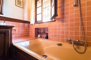 Characteristic, Detached House With Private Swimming Pool