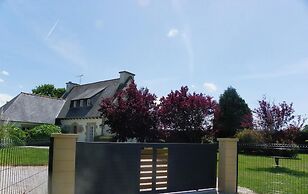 Charming Breton House in Henansal