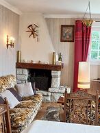 Charming Breton House in Henansal