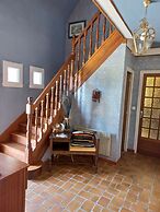 Charming Breton House in Henansal