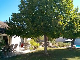 Villa in Campagnan With Pool and Vineyard Views