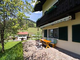 Blissful Apartment in Itter With a View