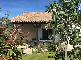 Cosy Villa With Pool
